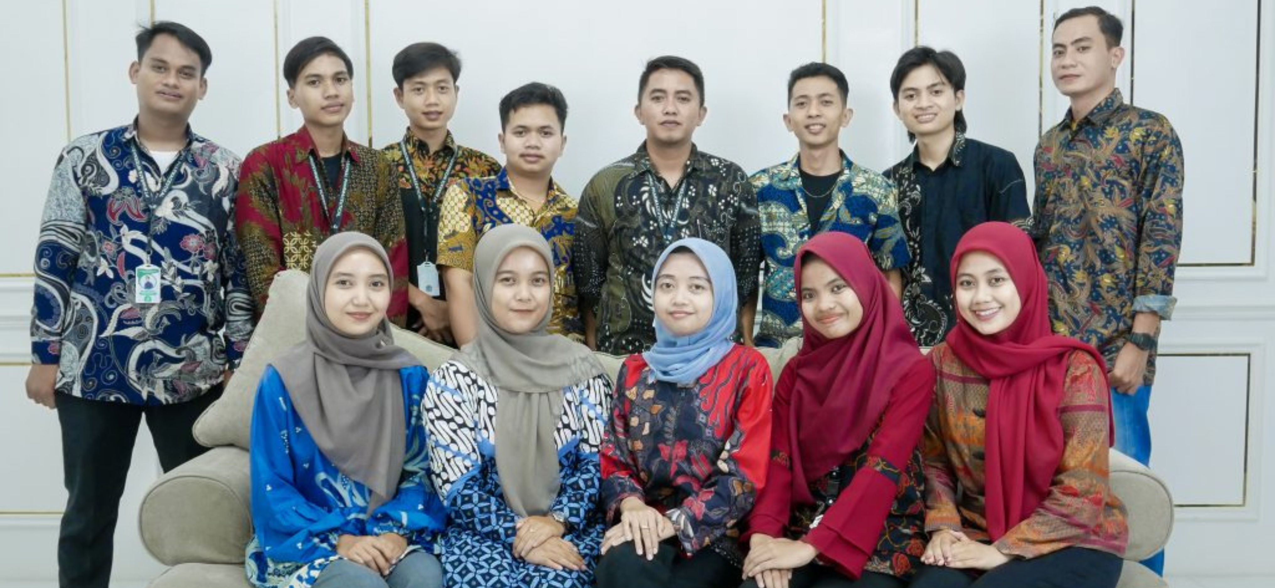 PT Bharata Memperingati Hari Batik Nasional